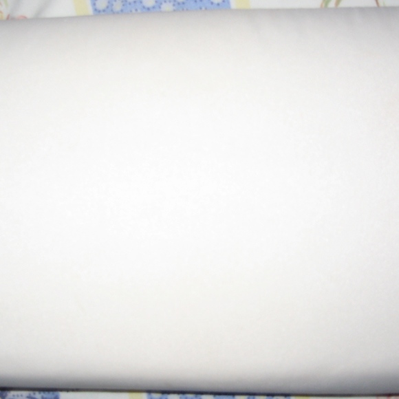 White Elephant Sequins Handbag - Picture 3 of 8